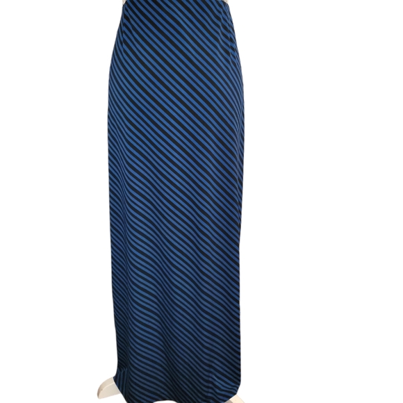 Lane Bryant plus size maxi skirt. - Picture 3 of 5